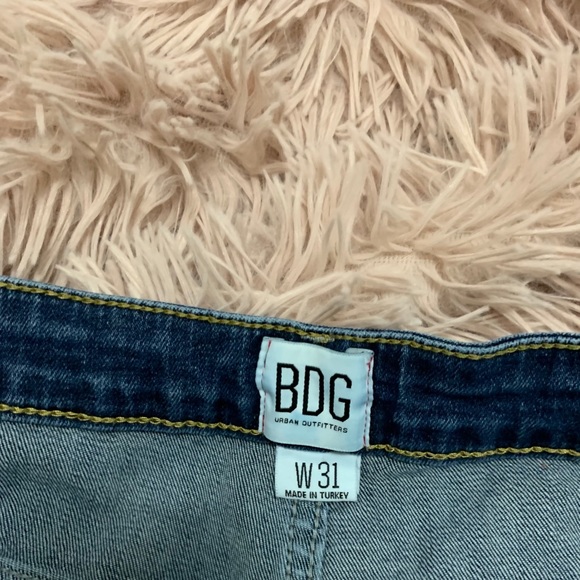 BDG Jeans - Picture 2 of 3